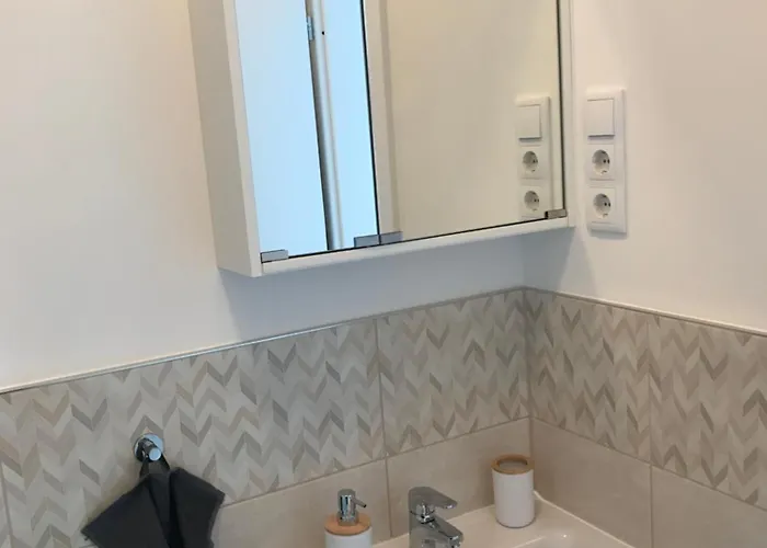Beautiful Newly Refurbished Studio,fully Equipped Walking Distance To The Park Where Will Find The World Famous Szechenyi Thermal Bath Spa, Museums , And The Capital Circus , Ac, Smart Tv, High Speed Internet 布达佩斯
