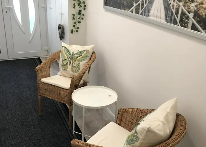 公寓 Beautiful Newly Refurbished Studio,fully Equipped Walking Distance To The Park Where Will Find The World Famous Szechenyi Thermal Bath Spa, Museums , And The Capital Circus , Ac, Smart Tv, High Speed Internet