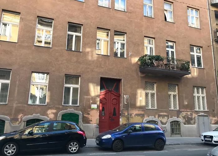 公寓 Beautiful Newly Refurbished Studio,fully Equipped Walking Distance To The Park Where Will Find The World Famous Szechenyi Thermal Bath Spa, Museums , And The Capital Circus , Ac, Smart Tv, High Speed Internet 布达佩斯
